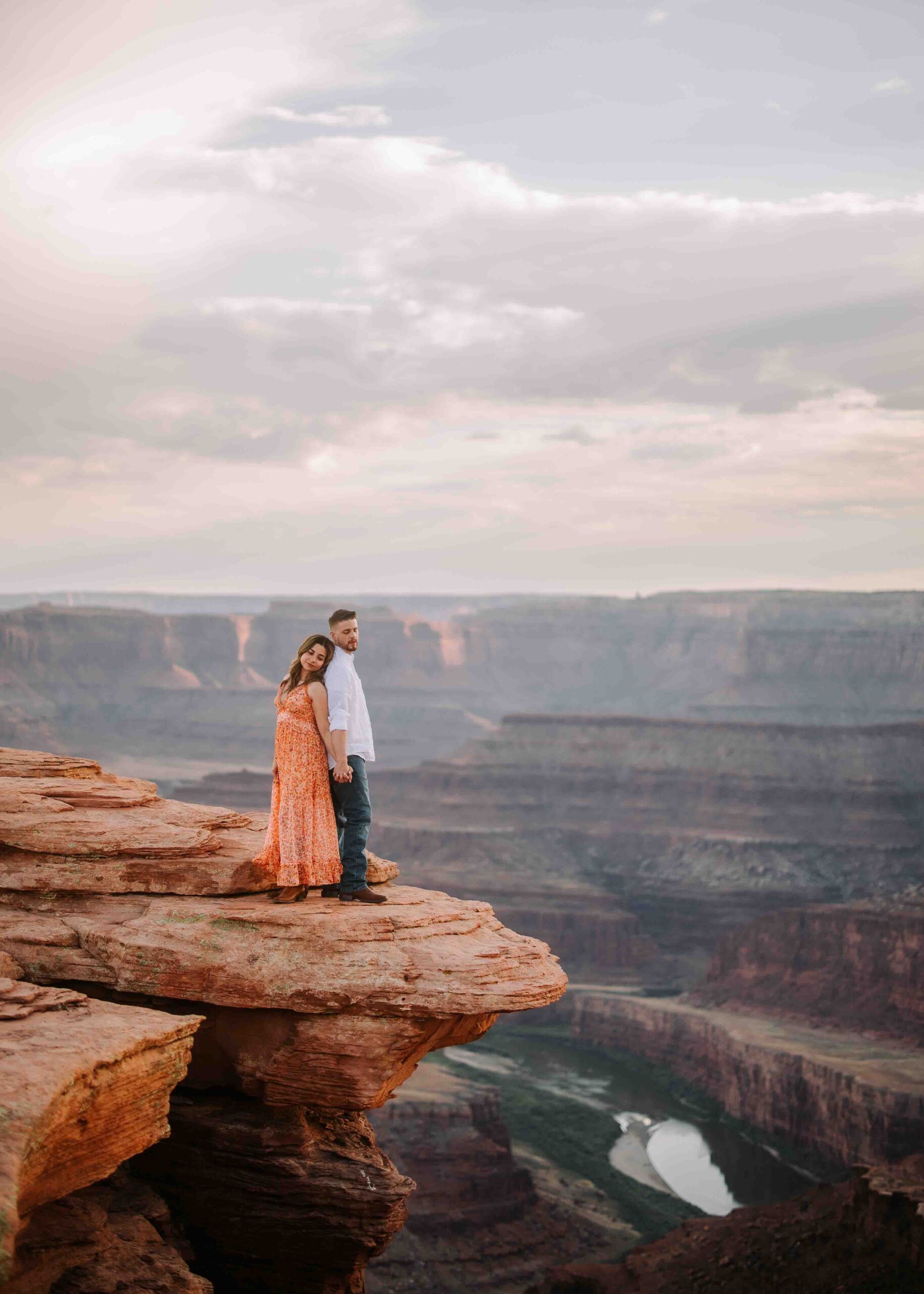 utah wedding destination photographer and videographer dead horse point state park near moab utah hawkins photo and film