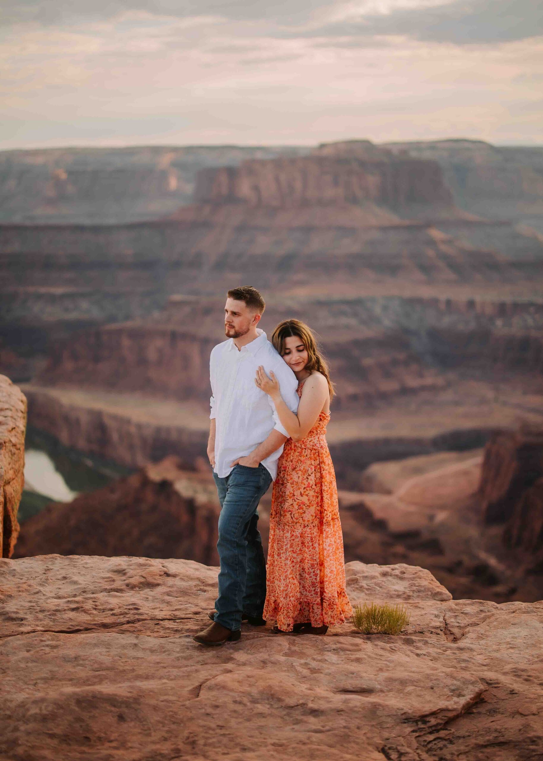 utah wedding destination photographer and videographer dead horse point state park near moab utah hawkins photo and film